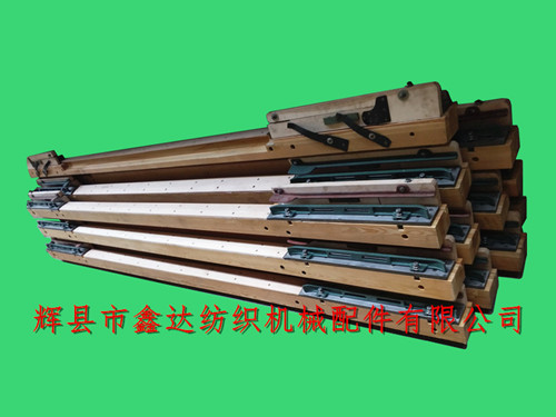 GA615織布機筘座、筘框木配件組裝